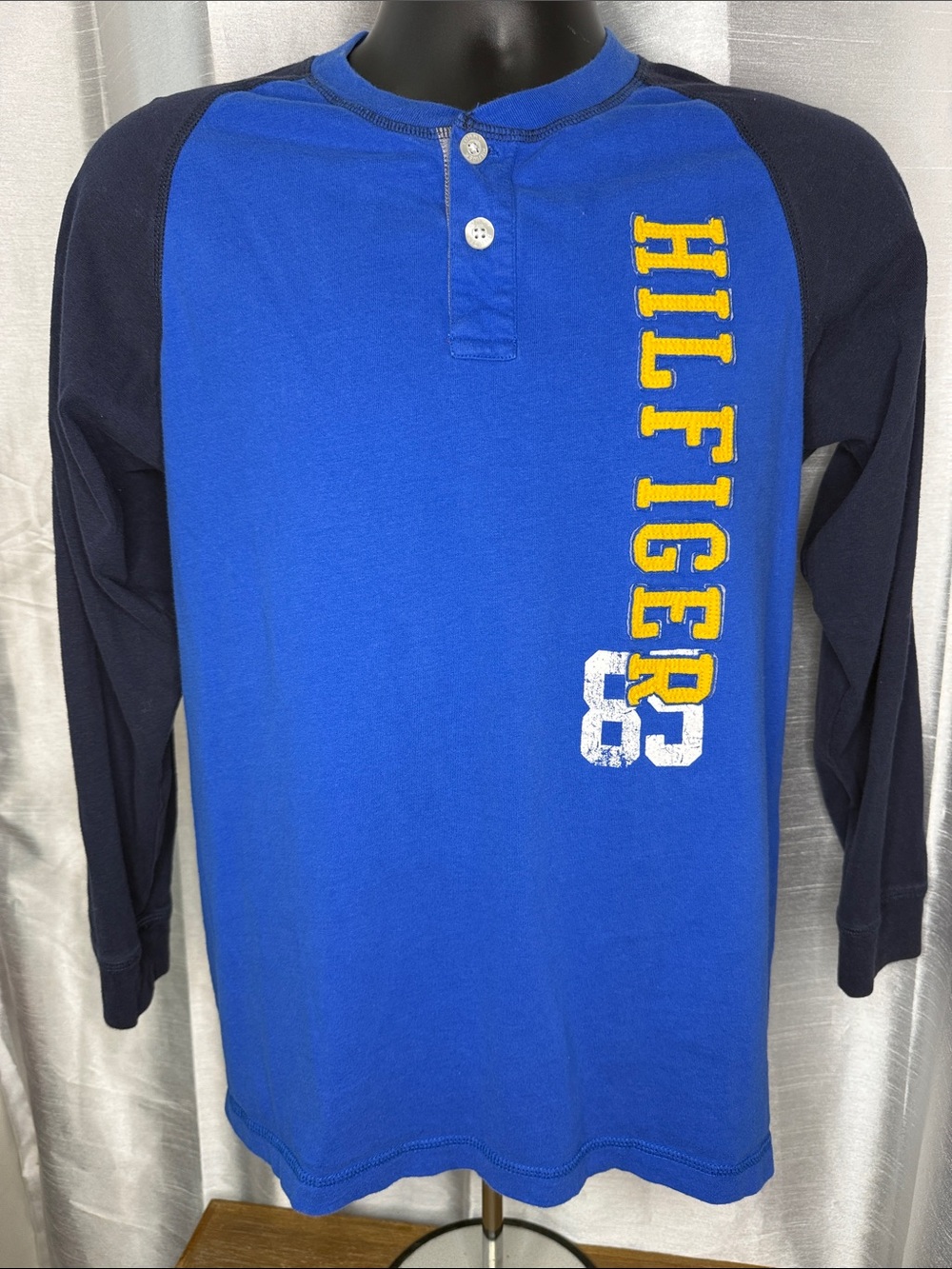 Tommy Hilfiger Vintage Style Henley Shirt Colorblock Raglan Long Sleeves Boys L